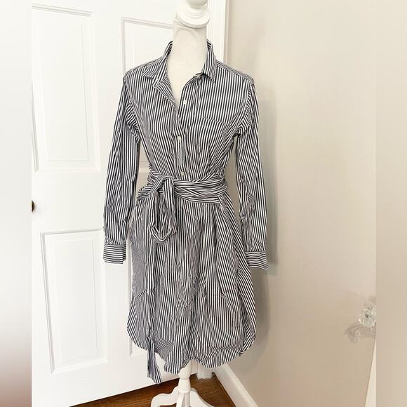 GAP Wrap Tie Belt Shirt Dress with Pockets - Picture 4 of 7